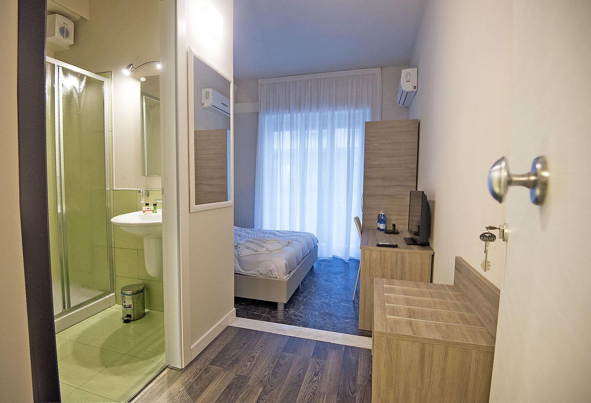 Emme B&B Мессина Экстерьер фото